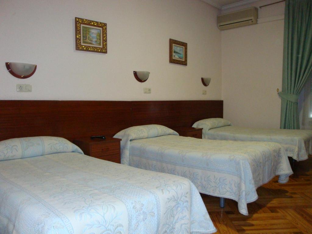 Hostal Zamora Мадрид Стая снимка