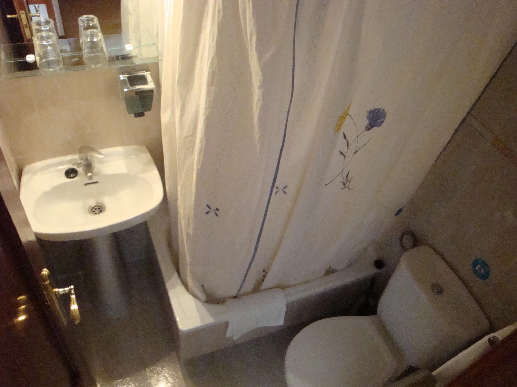 Hostal Zamora Мадрид Екстериор снимка