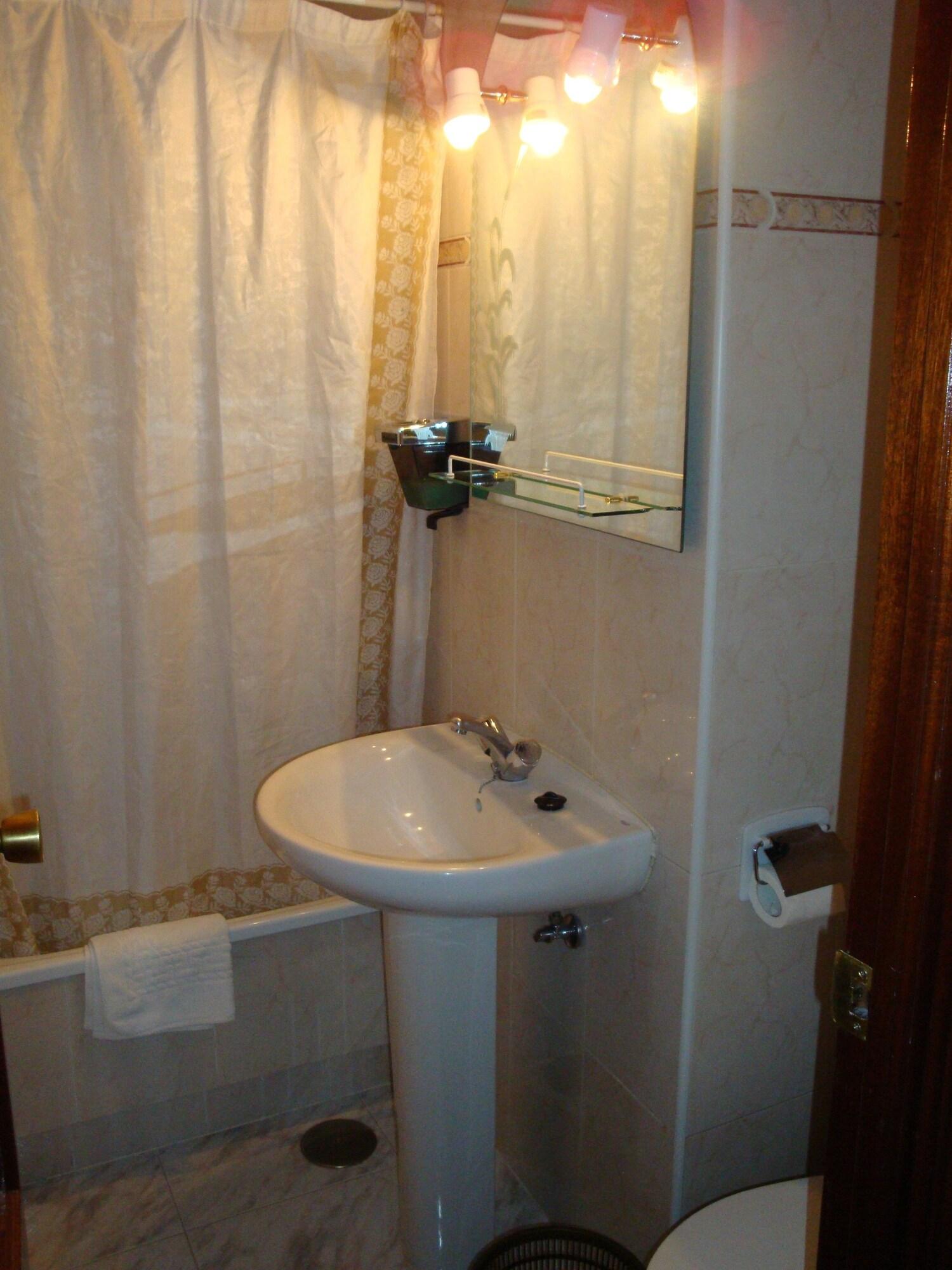 Hostal Zamora Мадрид Екстериор снимка