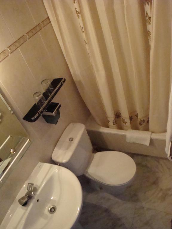 Hostal Zamora Мадрид Стая снимка